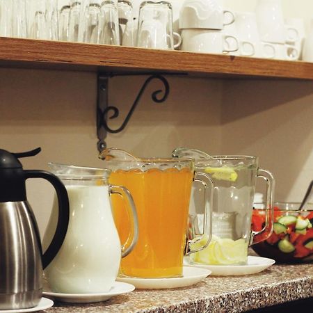 Hotel Mira Inn Prague Ngoại thất bức ảnh