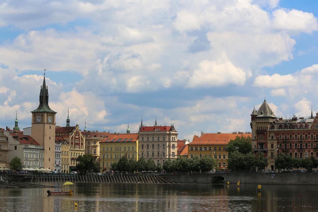 Hotel Mira Inn Prague Ngoại thất bức ảnh