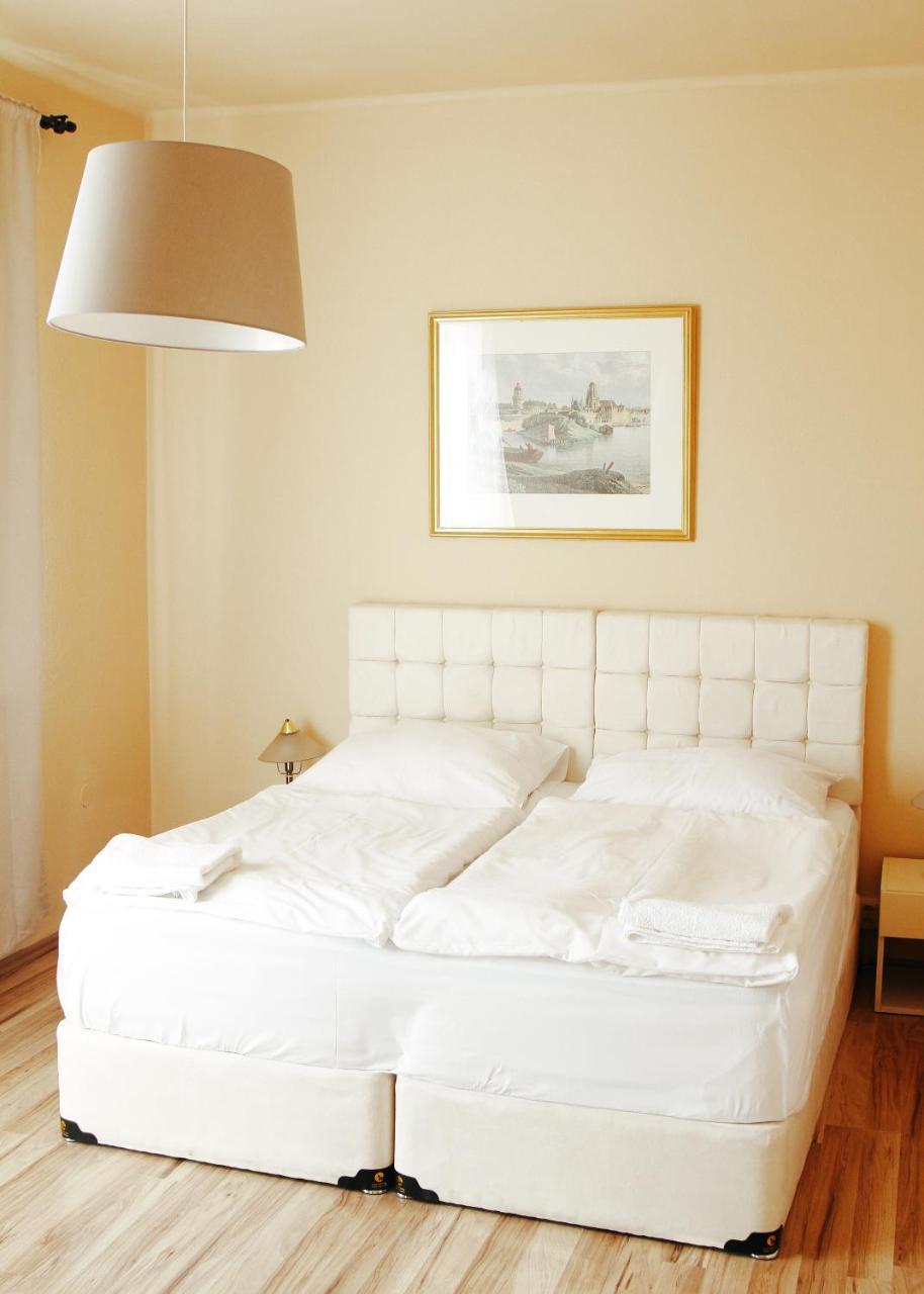 Hotel Mira Inn Prague Ngoại thất bức ảnh