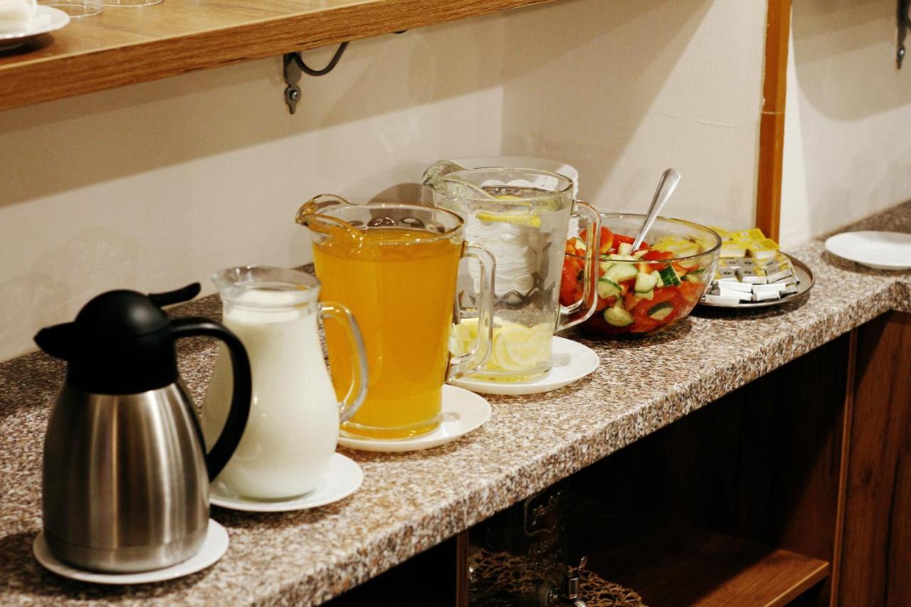 Hotel Mira Inn Prague Ngoại thất bức ảnh